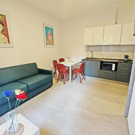 Bondi900 - Tigli Apartmán *